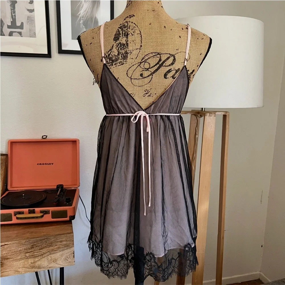 Oscar De La Renta Women's Black Lace Mesh Chemise Babydoll Lingerie Size M